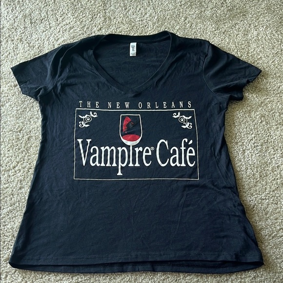 New Orleans Vampire Café Black Tee - Picture 3 of 4